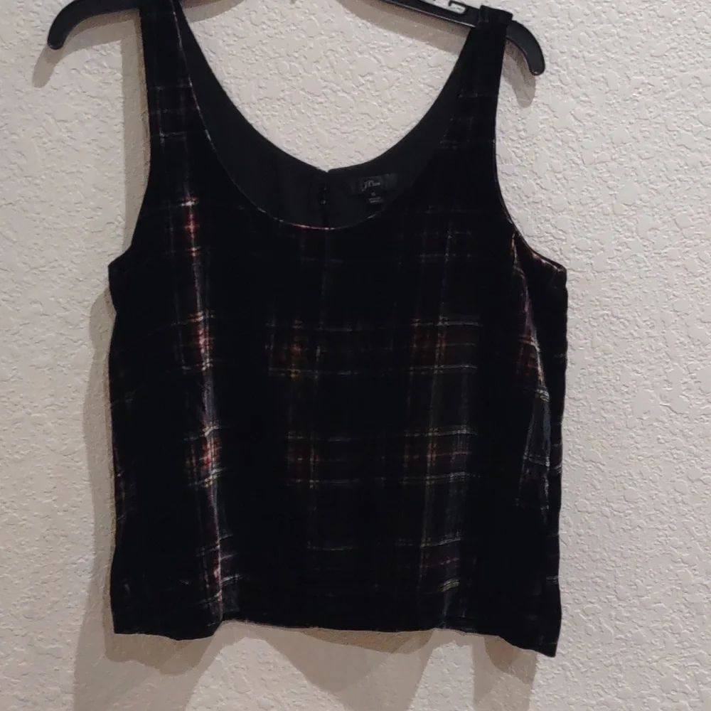 J CREW TOP. - Picture 12 of 17